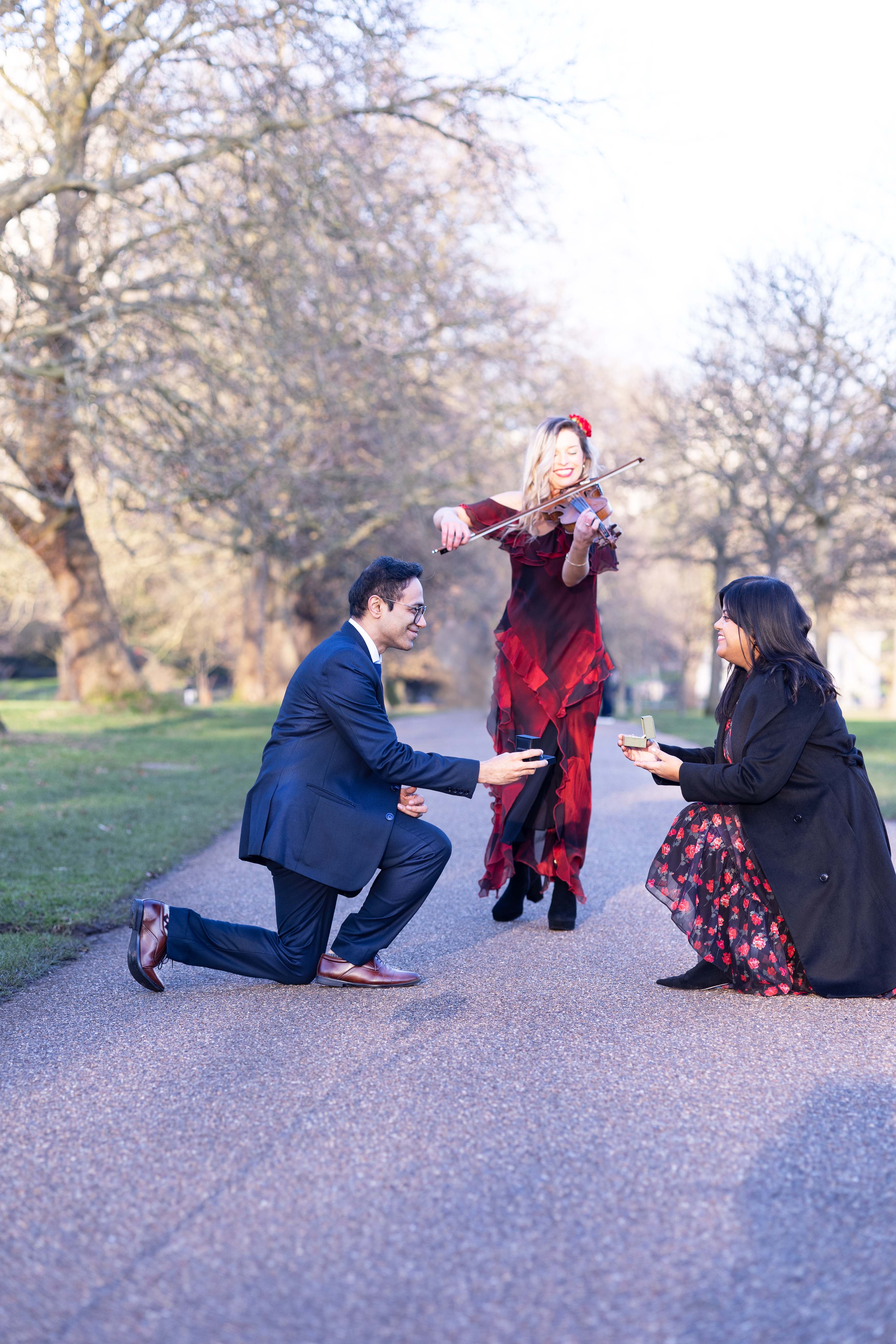 Outdoor prewedding frame 2