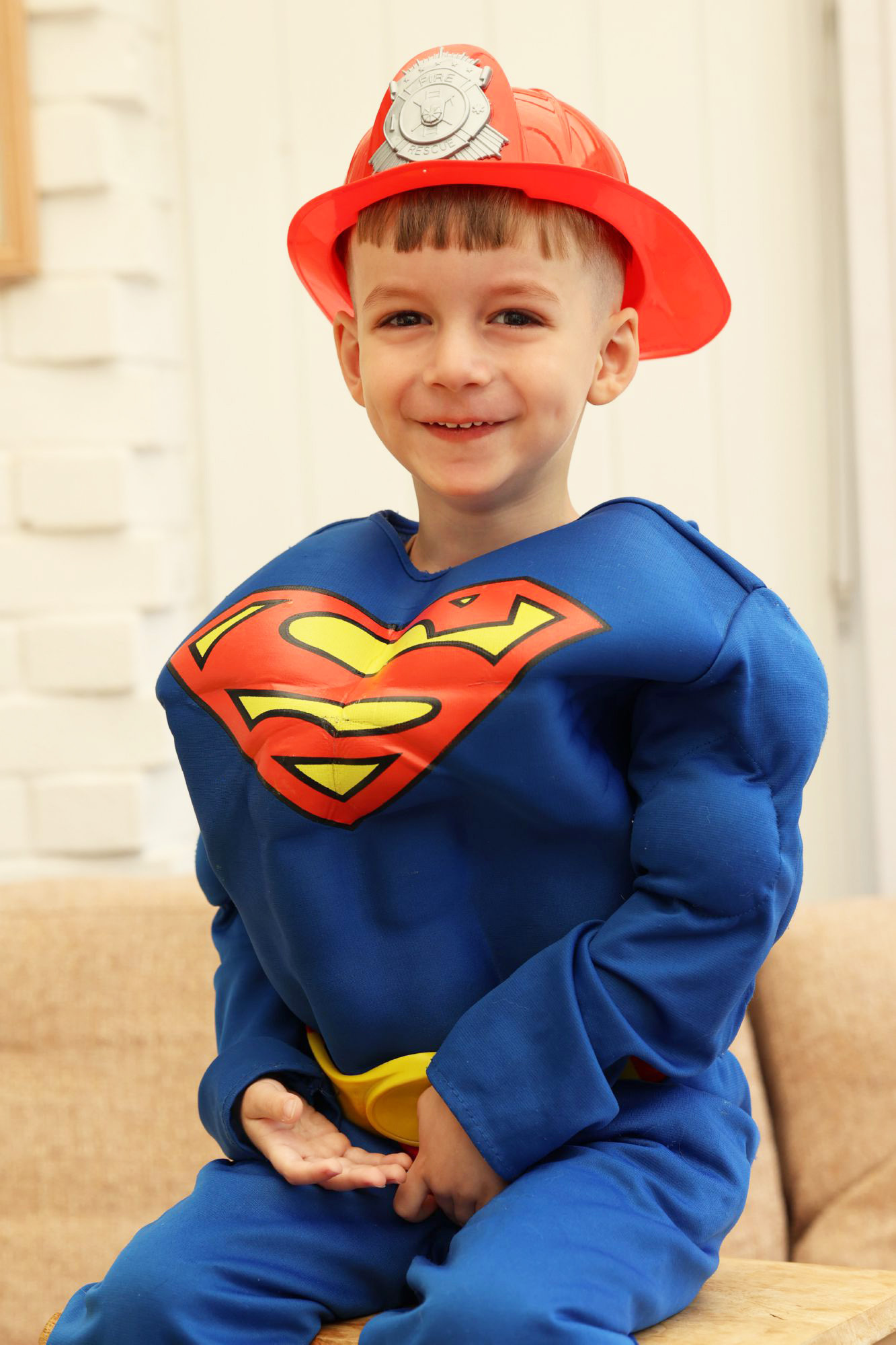 Kid portrait in costume